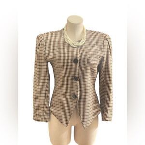 Chic Vintage Tuxedo Cut Blazer by Chad Stevens